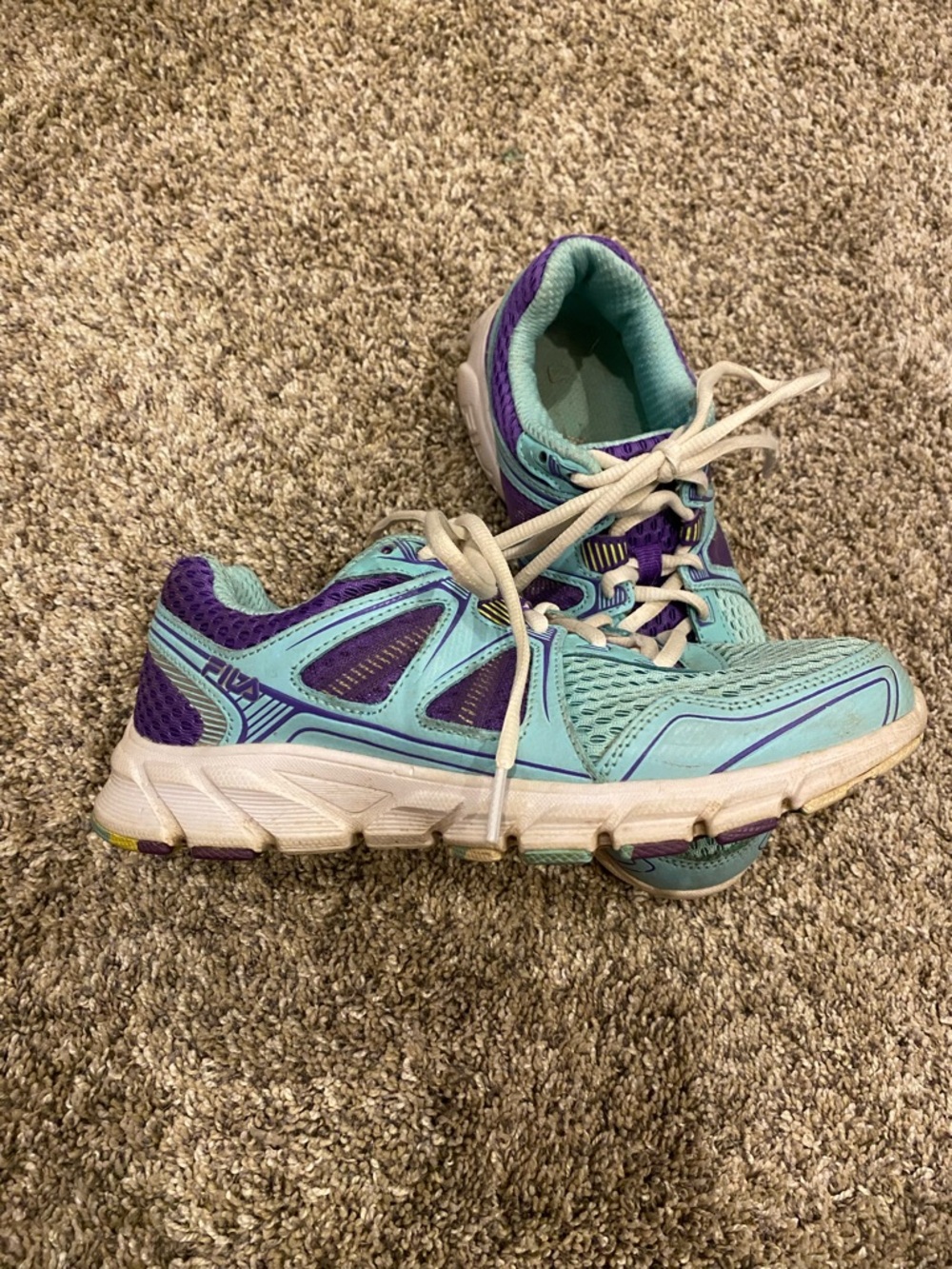 Fila Women's Light Blue and Purple Sneakers